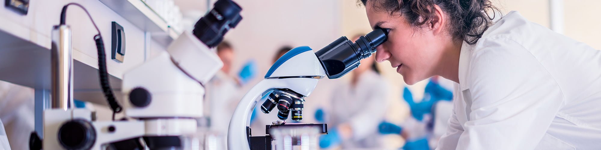 Education and Research in a cleanroom environment